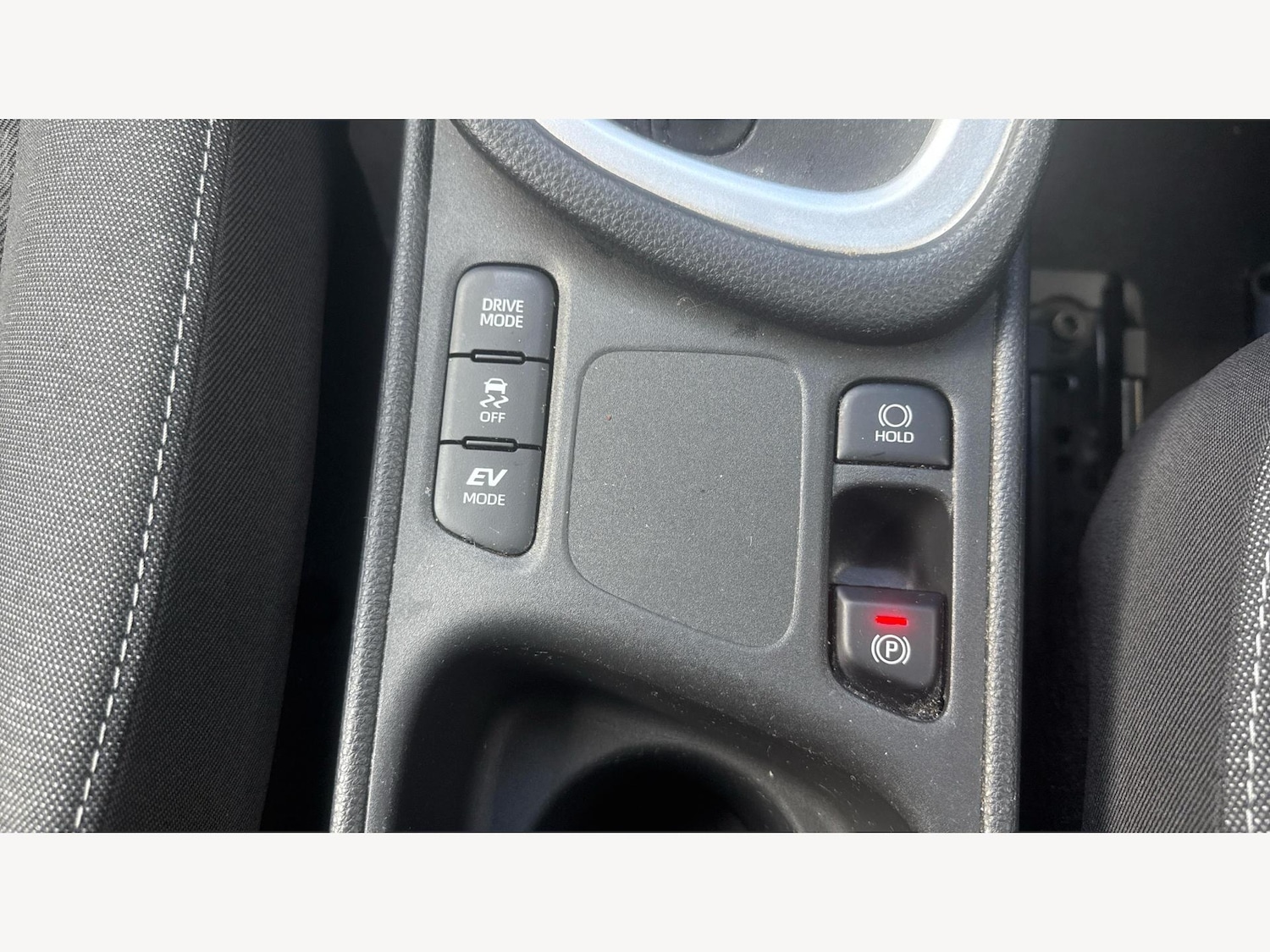 Used Toyota Yaris 2022 for sale - 76473483: Photo 30