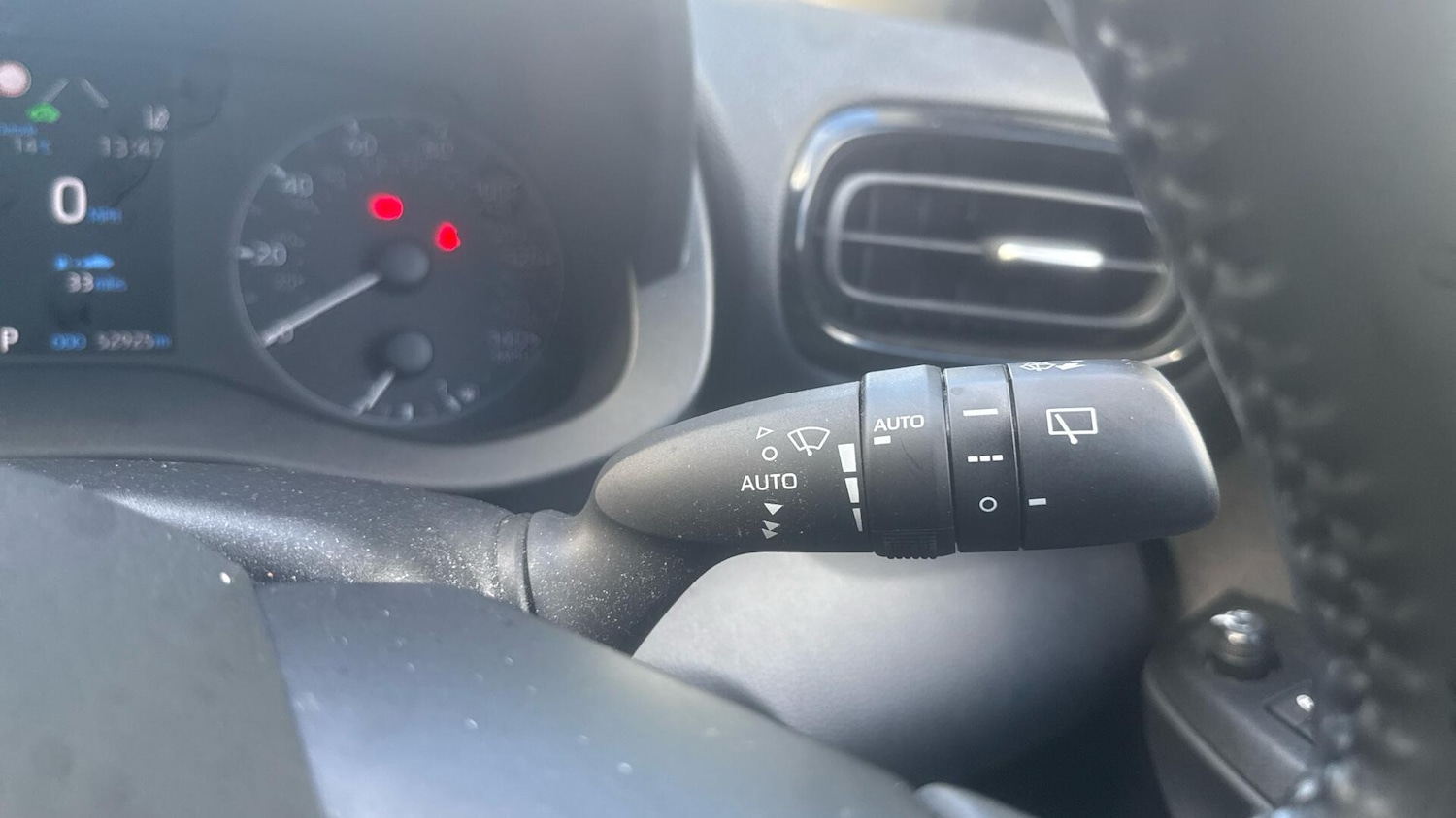 Used Toyota Yaris 2022 for sale - 76473483: Photo 33