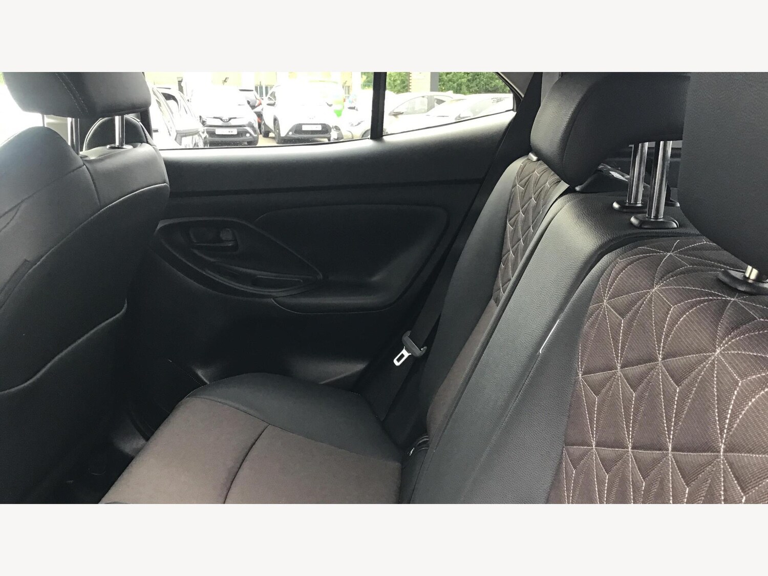 Used Toyota Yaris Cross 2023 for sale - 76251416: Photo 15