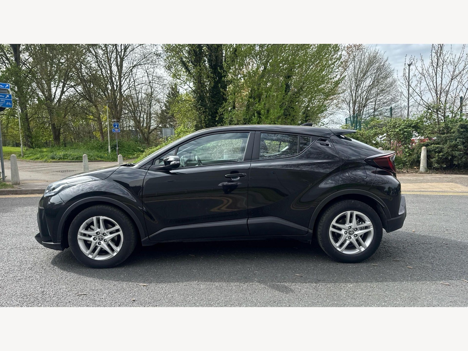 Used Toyota C-HR 2023 for sale - 78203891: Photo 26