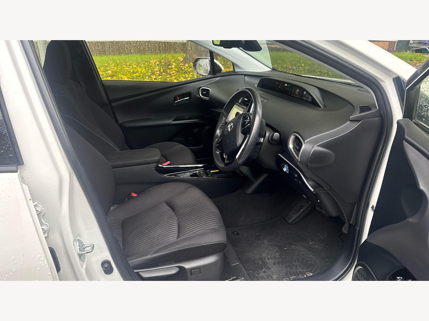 Used Toyota Prius 2020 for sale - 76823686: Photo 13