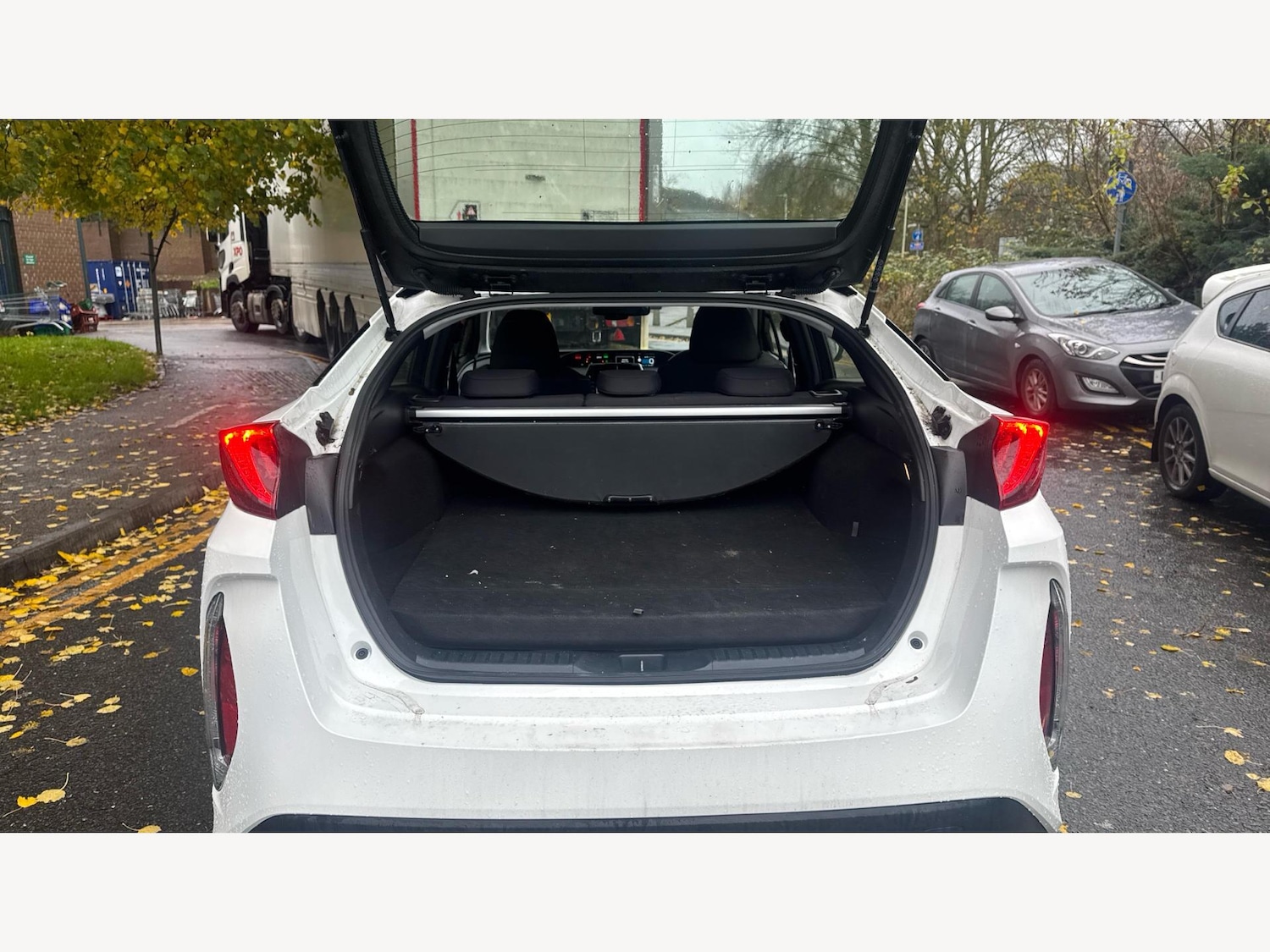 Used Toyota Prius 2020 for sale - 76823686: Photo 16