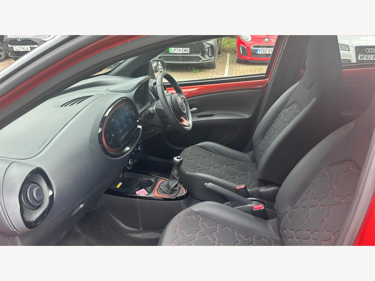 Used Toyota Aygo X 2023 for sale - 76936257: Photo 12