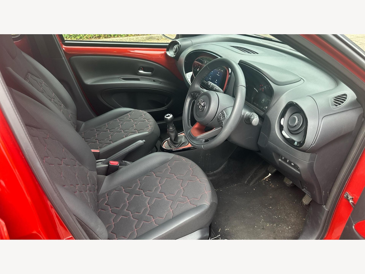 Used Toyota Aygo X 2023 for sale - 76936257: Photo 13