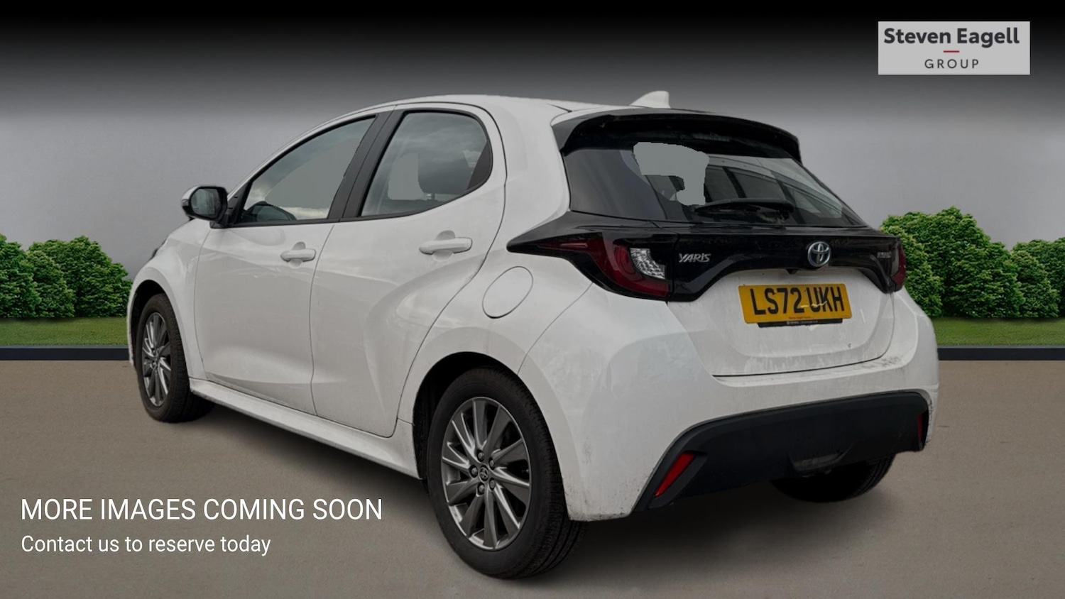 Used Toyota Yaris 2022 for sale - 76561573: Photo 2