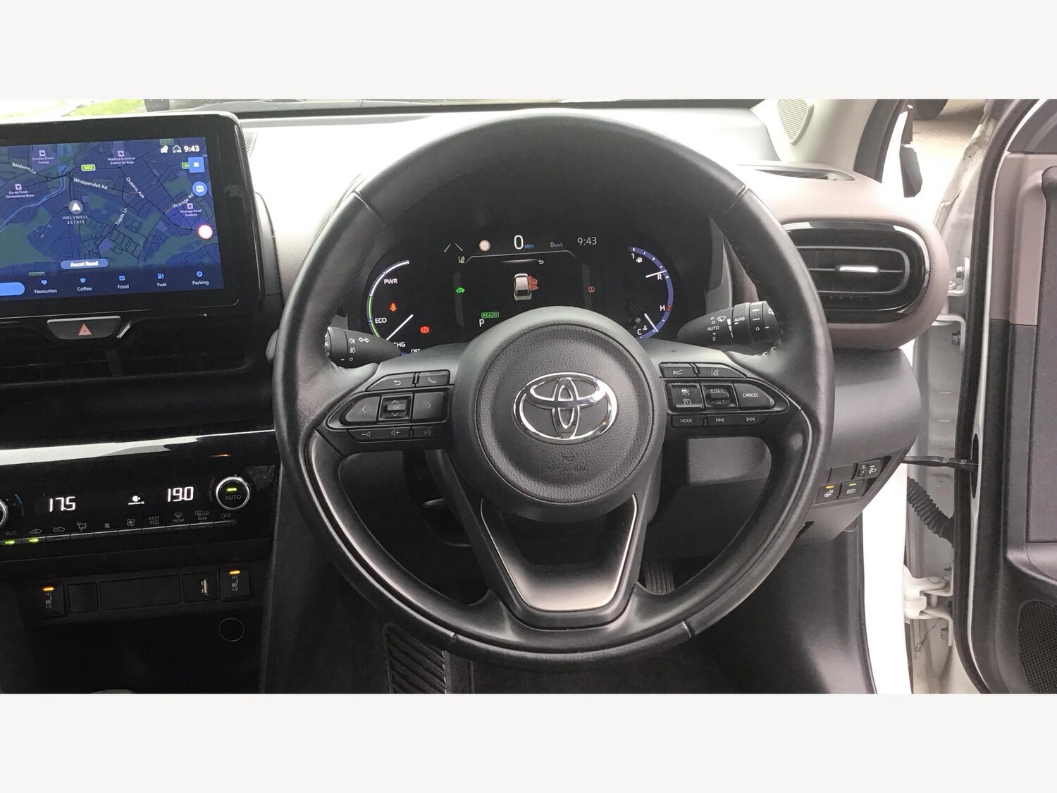 Used Toyota Yaris Cross 2022 for sale - 76246693: Photo 10