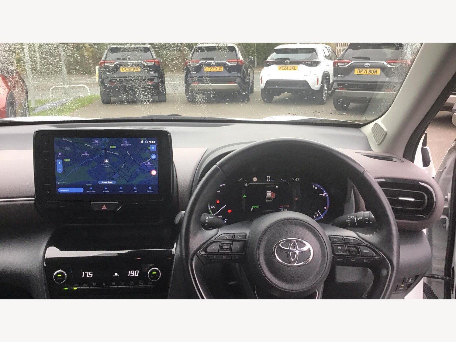 Used Toyota Yaris Cross 2022 for sale - 76246693: Photo 8