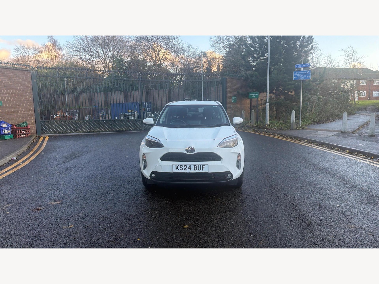 Used Toyota Yaris Cross 2024 for sale - 76824705: Photo 17