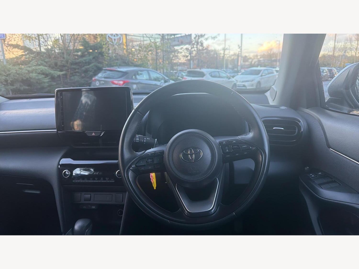 Used Toyota Yaris Cross 2024 for sale - 76824705: Photo 8