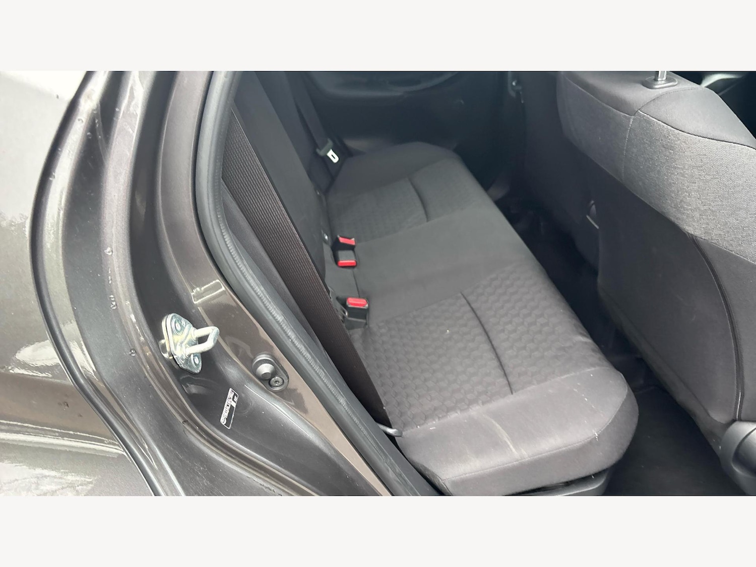 Used Toyota Yaris 2022 for sale - 76992502: Photo 15