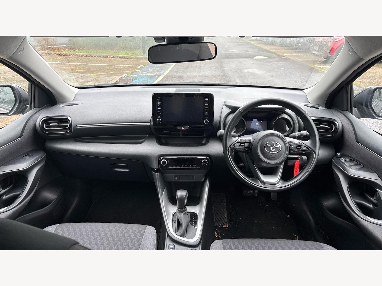 Used Toyota Yaris 2022 for sale - 76992502: Photo 7