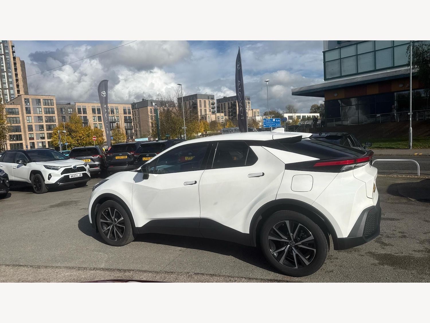 Used Toyota C-HR 2024 for sale - 76485409: Photo 19