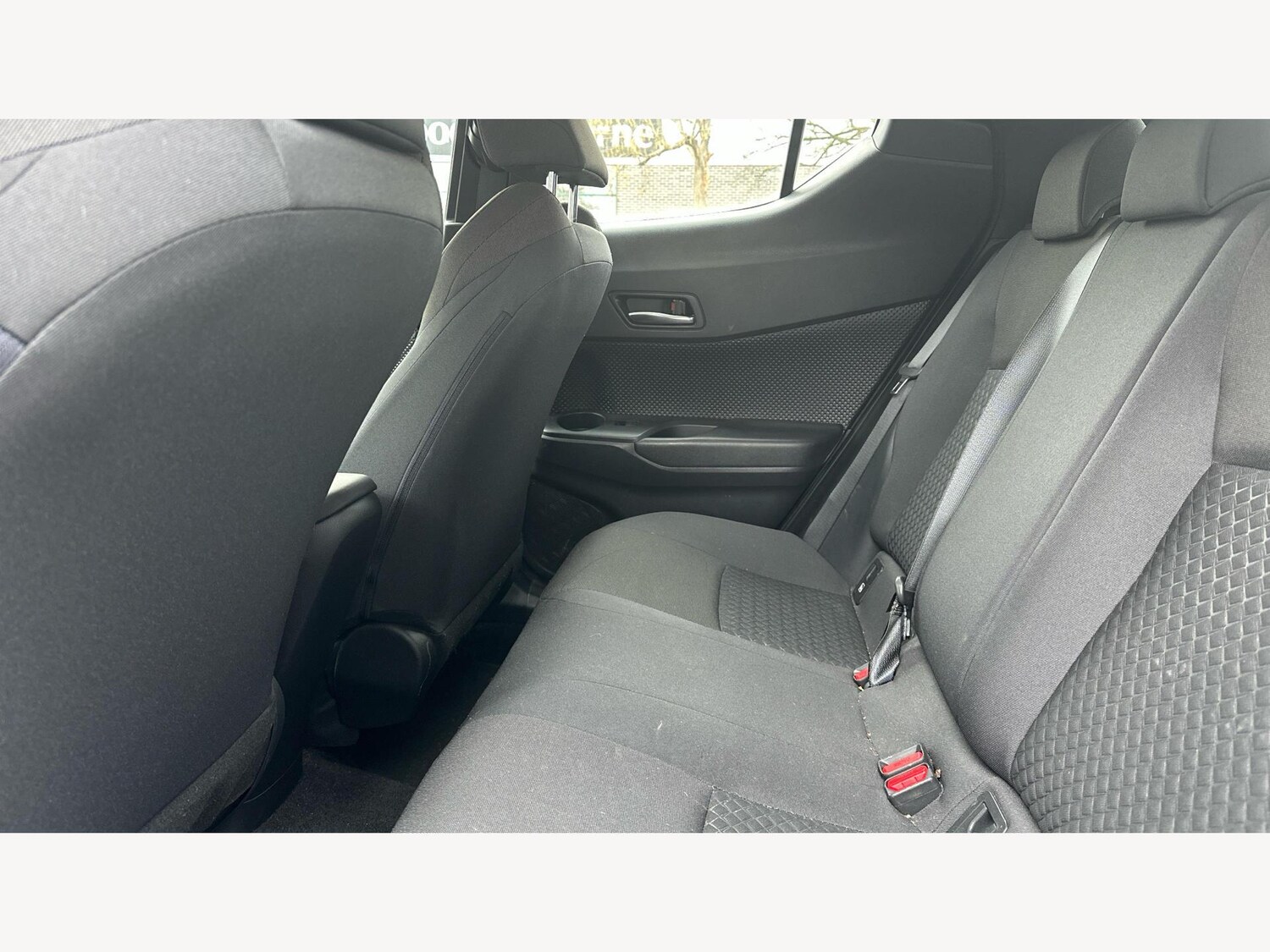 Used Toyota C-HR 2023 for sale - 77305817: Photo 15