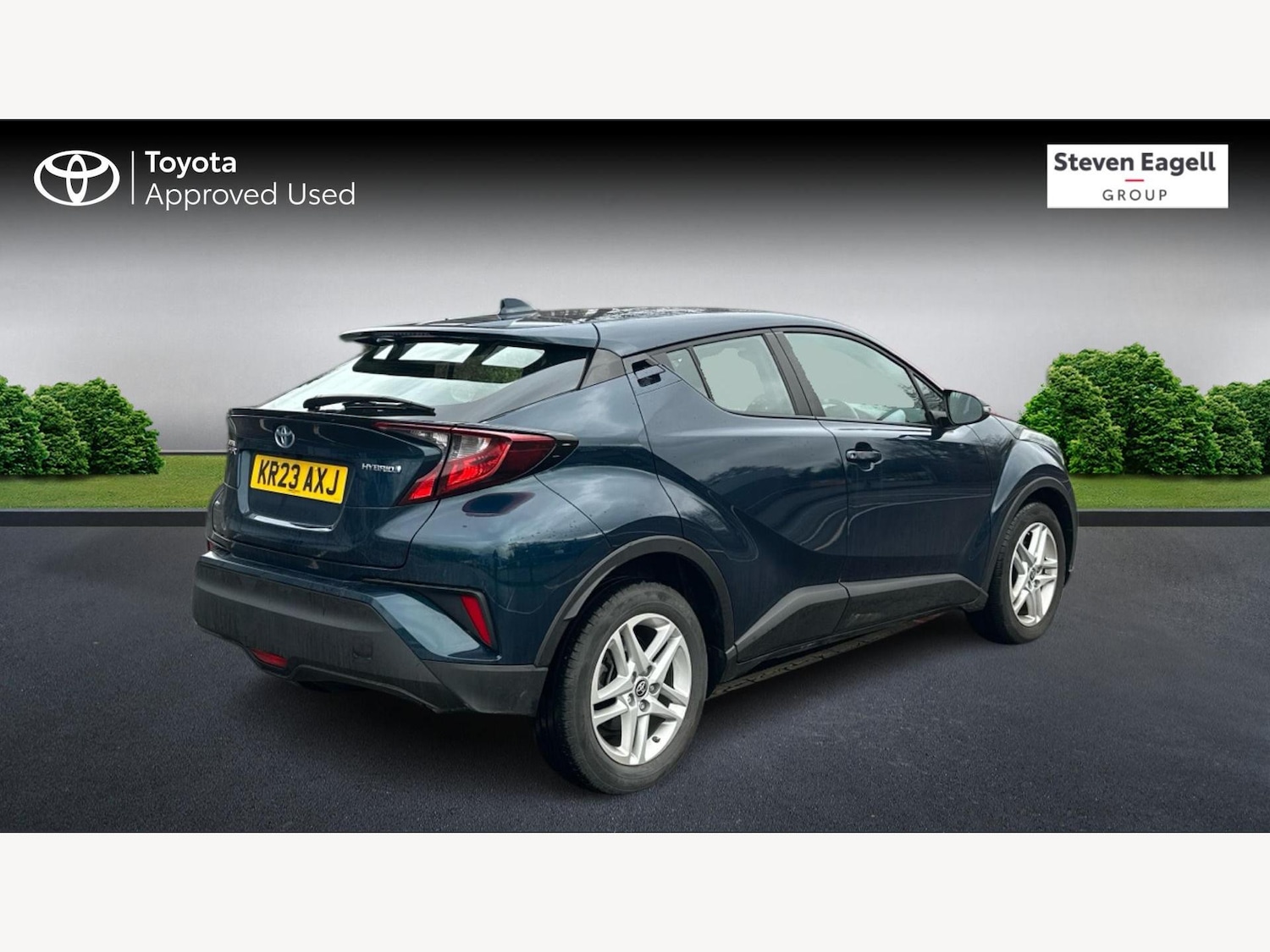 Used Toyota C-HR 2023 for sale - 77305817: Photo 2