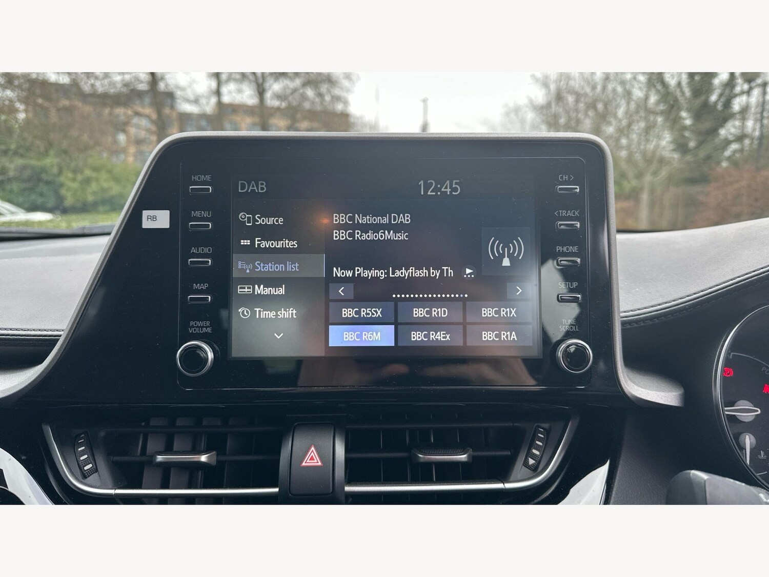 Used Toyota C-HR 2023 for sale - 77305817: Photo 25