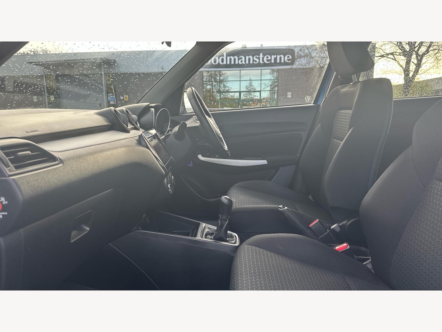 Used Suzuki Swift 2019 for sale - 77549851: Photo 12