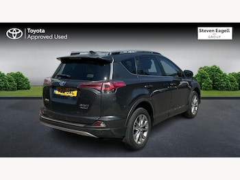 Used Toyota RAV4 2017 for sale - 79348946: Photo