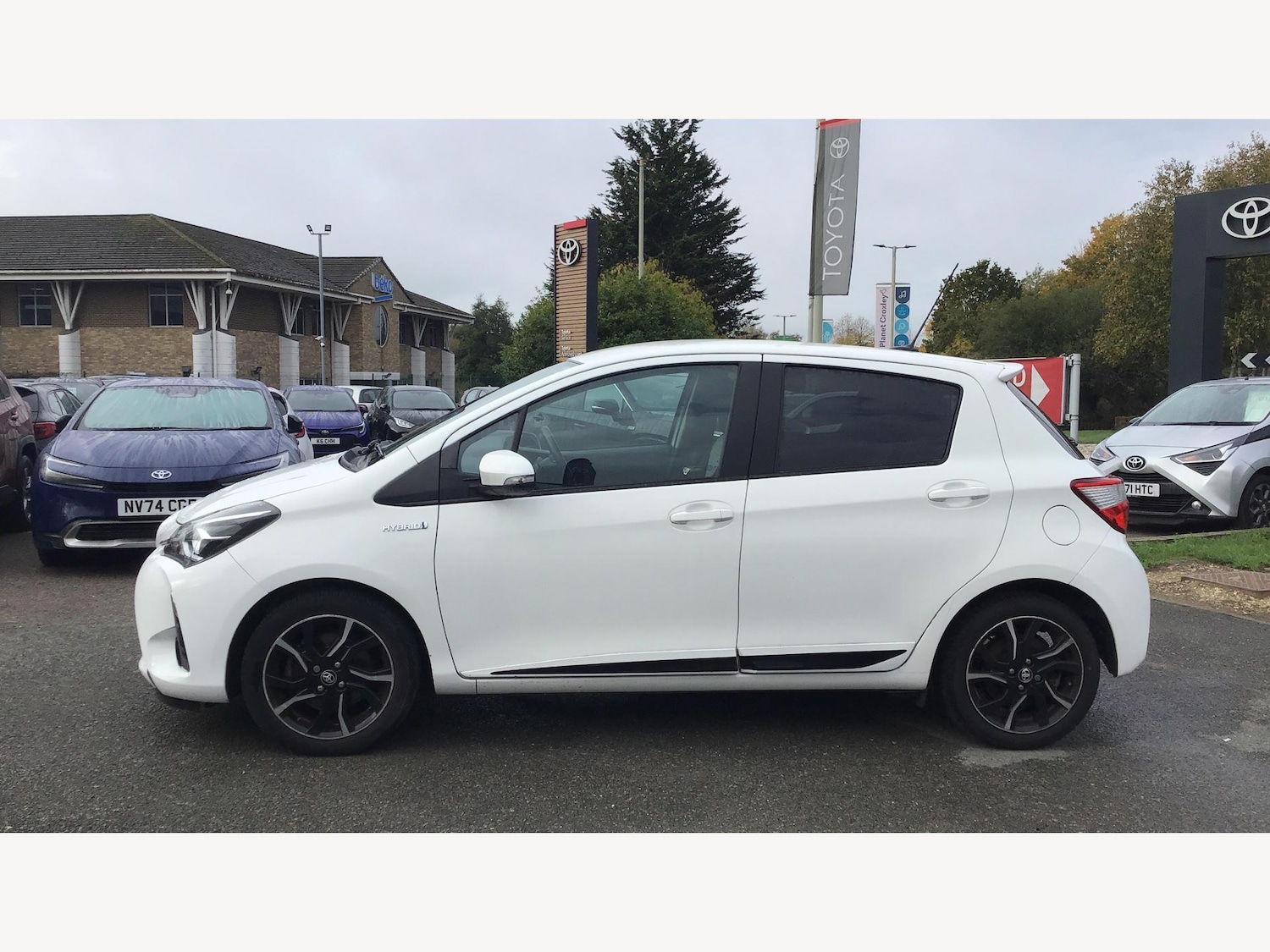 Used Toyota Yaris 2017 for sale - 76314723: Photo 19