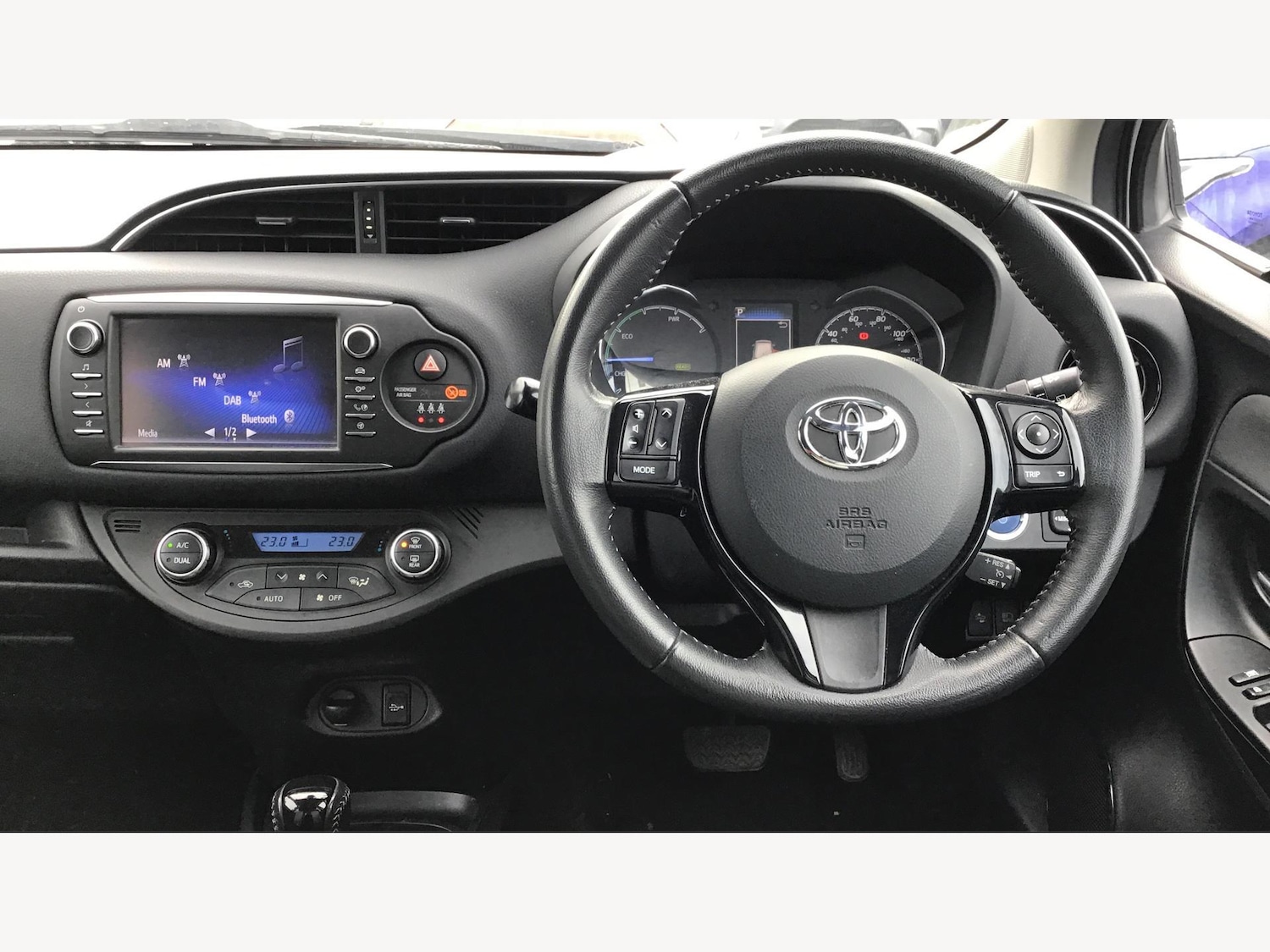 Used Toyota Yaris 2017 for sale - 76314723: Photo 8