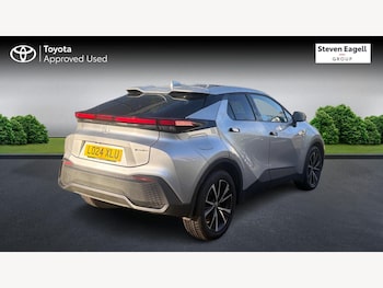 Used Toyota C-HR 2024 for sale - 77799479: Photo