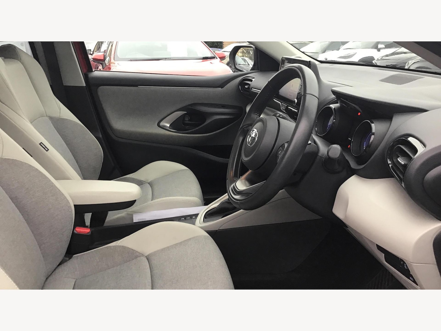 Used Toyota Yaris for sale - 77242746: Photo 13