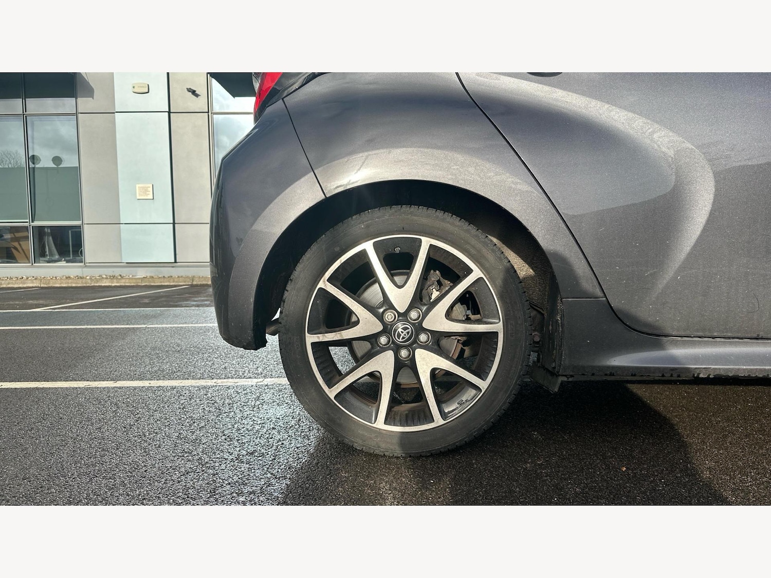 Used Toyota Yaris 2020 for sale - 77400482: Photo 20