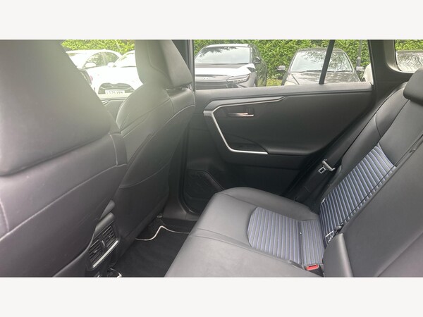 Used Toyota RAV4 2022 for sale - 76026441: Photo 15