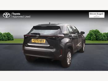 Used Toyota Yaris Cross 2026 for sale - 79848041: Photo