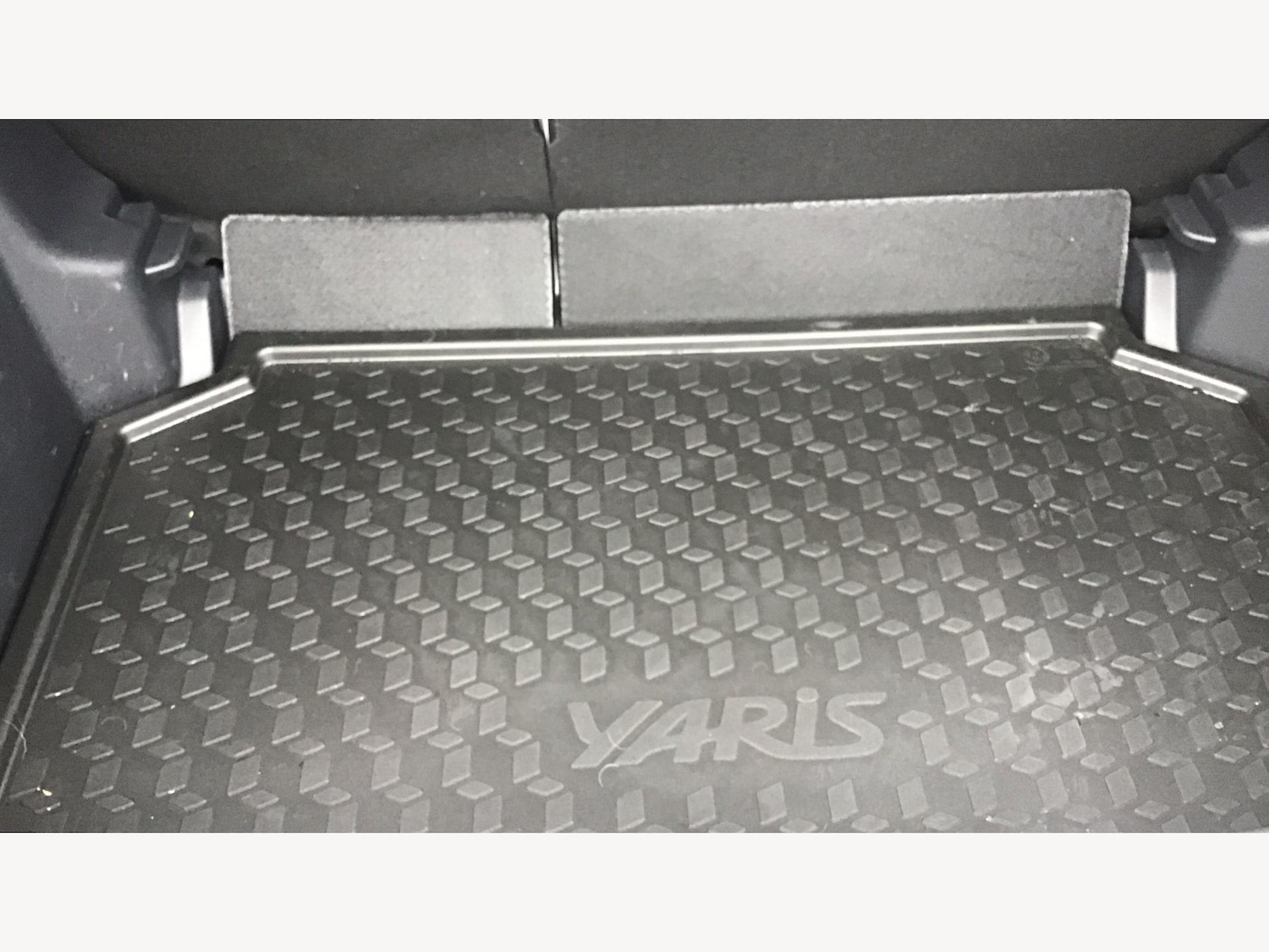 Used Toyota Yaris 2022 for sale - 76042809: Photo 16