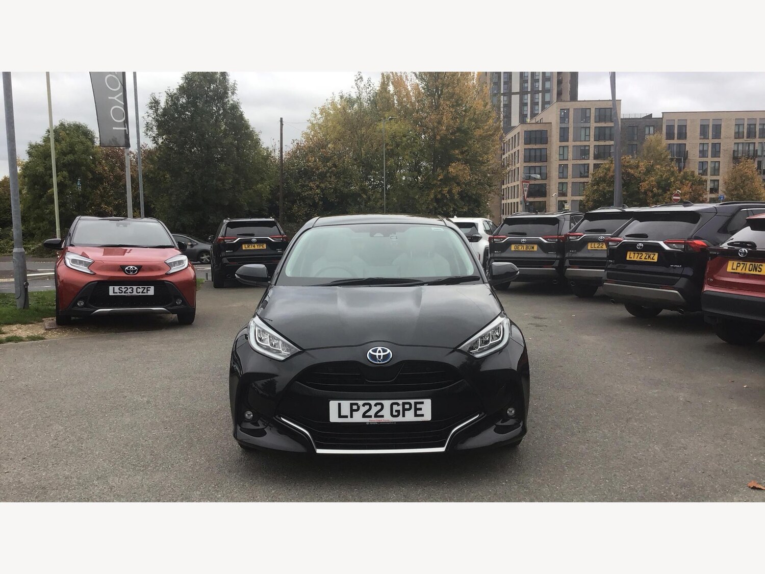 Used Toyota Yaris 2022 for sale - 76042809: Photo 17
