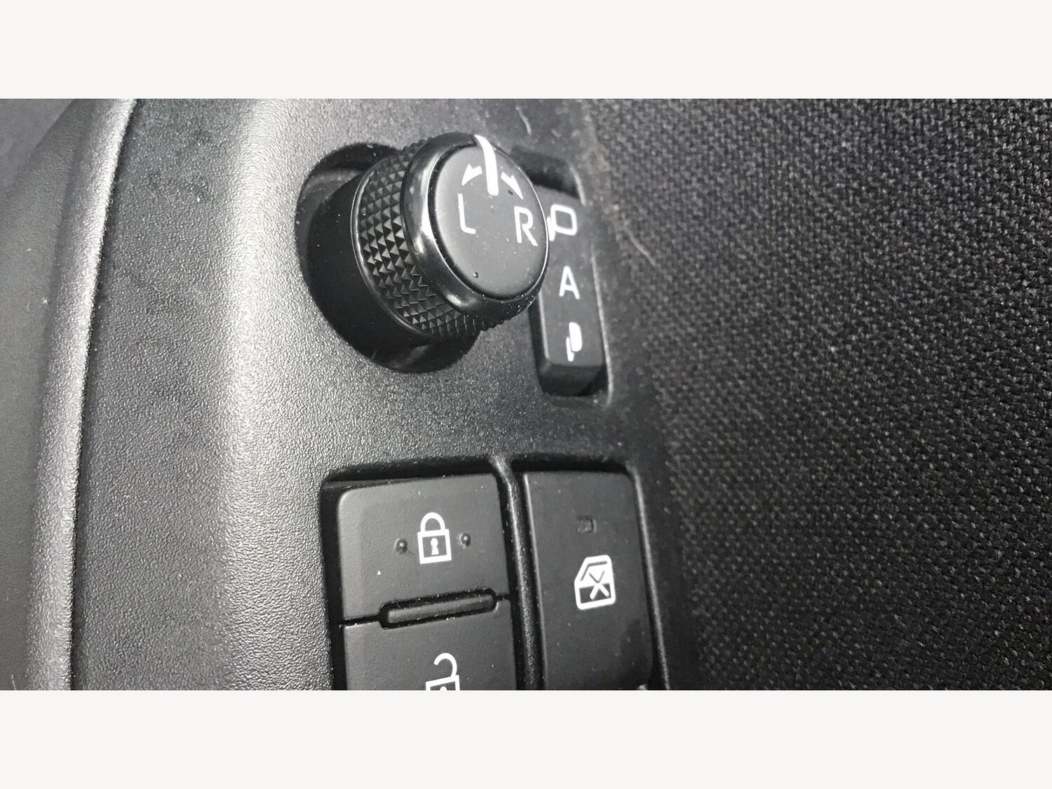 Used Toyota Yaris 2022 for sale - 76042809: Photo 25