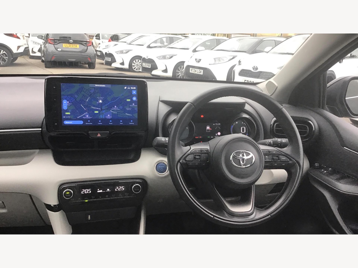 Used Toyota Yaris 2022 for sale - 76042809: Photo 8