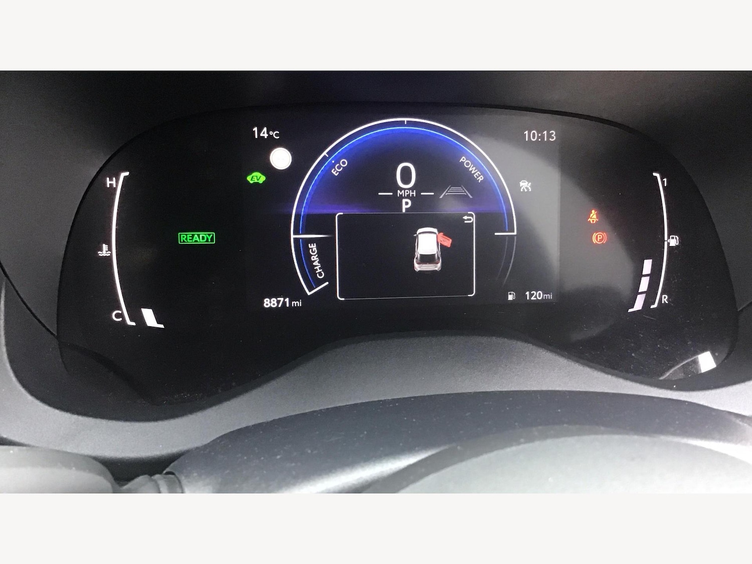 Used Toyota Yaris Cross 2024 for sale - 76849673: Photo 11