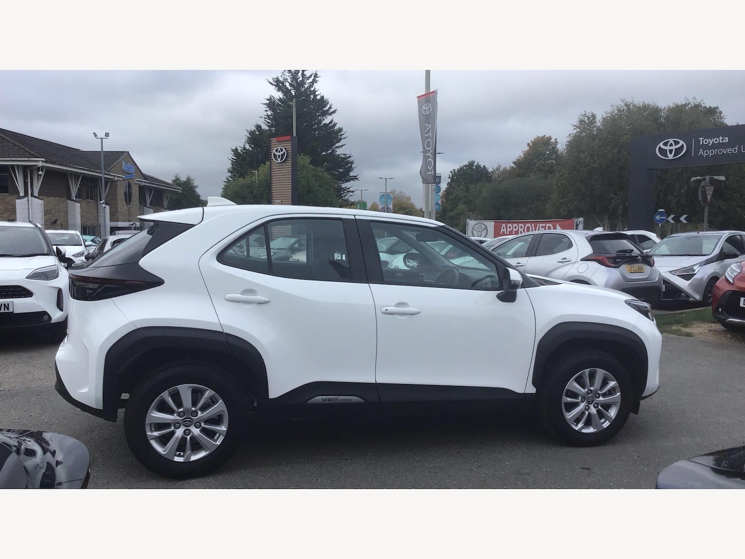 Used Toyota Yaris Cross 2024 for sale - 76849673: Photo 18