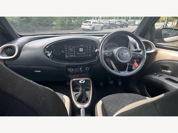 Used Toyota Aygo X 2022 for sale - 75682210: Photo 7