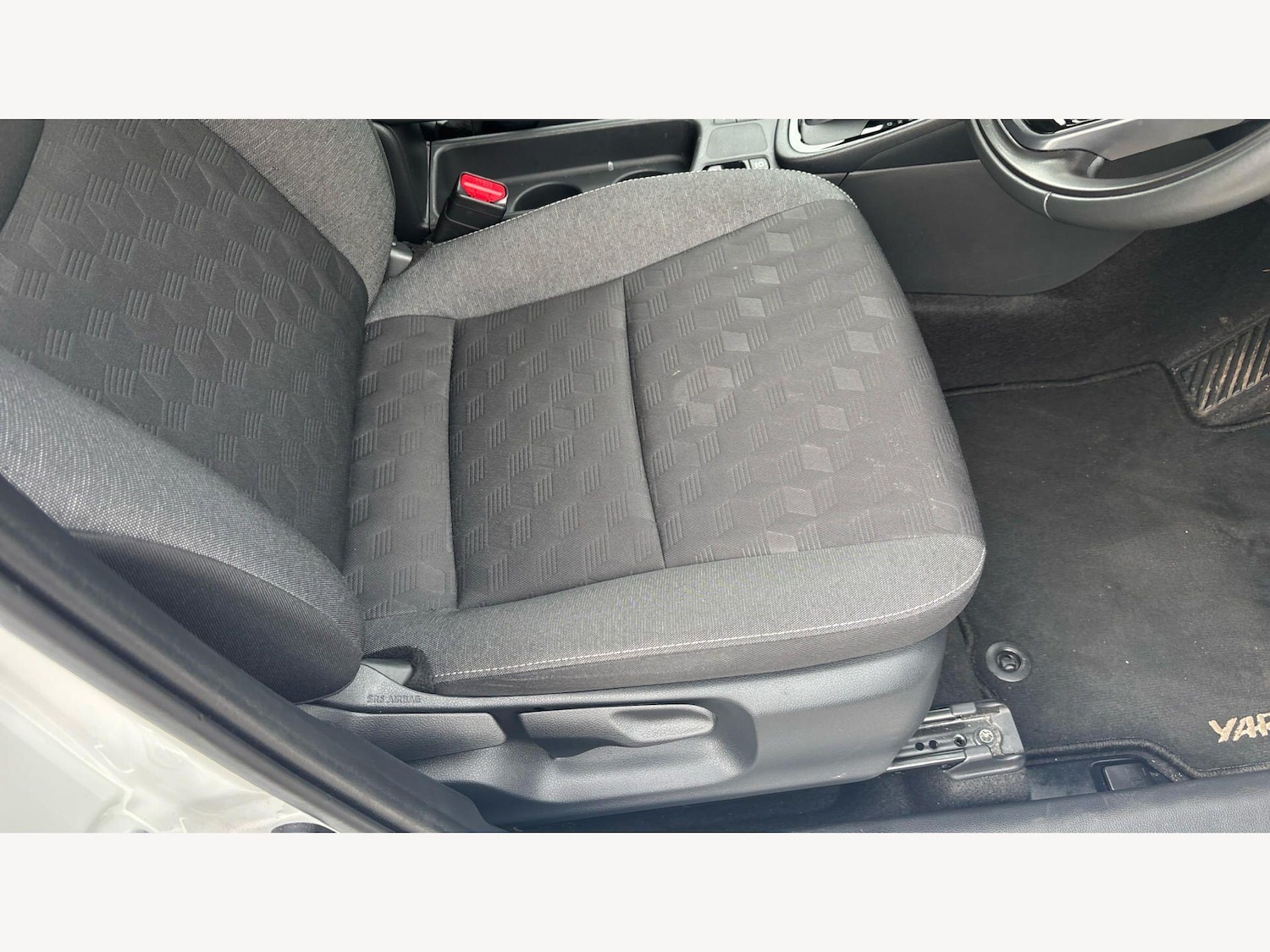 Used Toyota Yaris 2024 for sale - 78204149: Photo 19