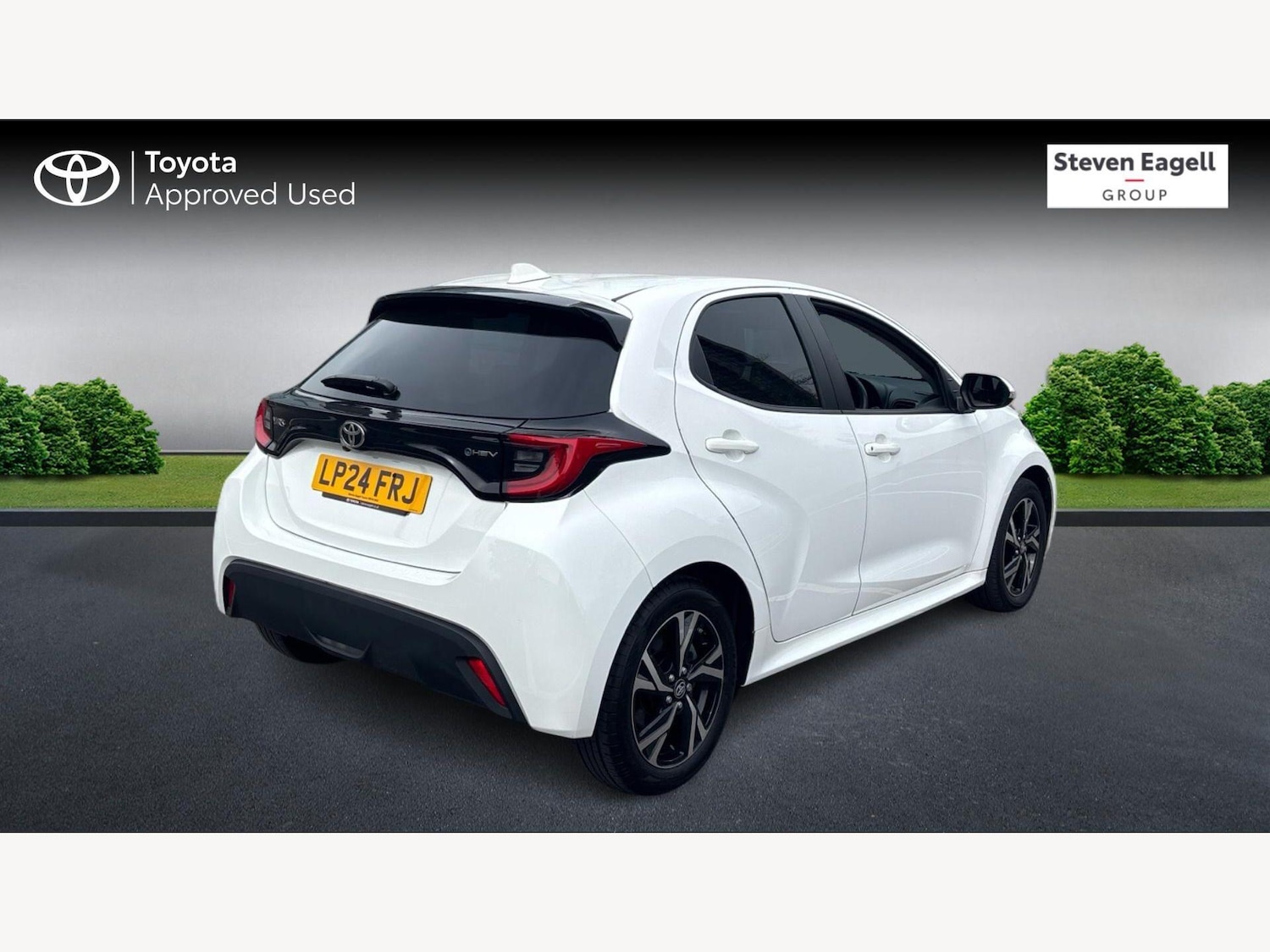 Used Toyota Yaris 2024 for sale - 78204149: Photo 2