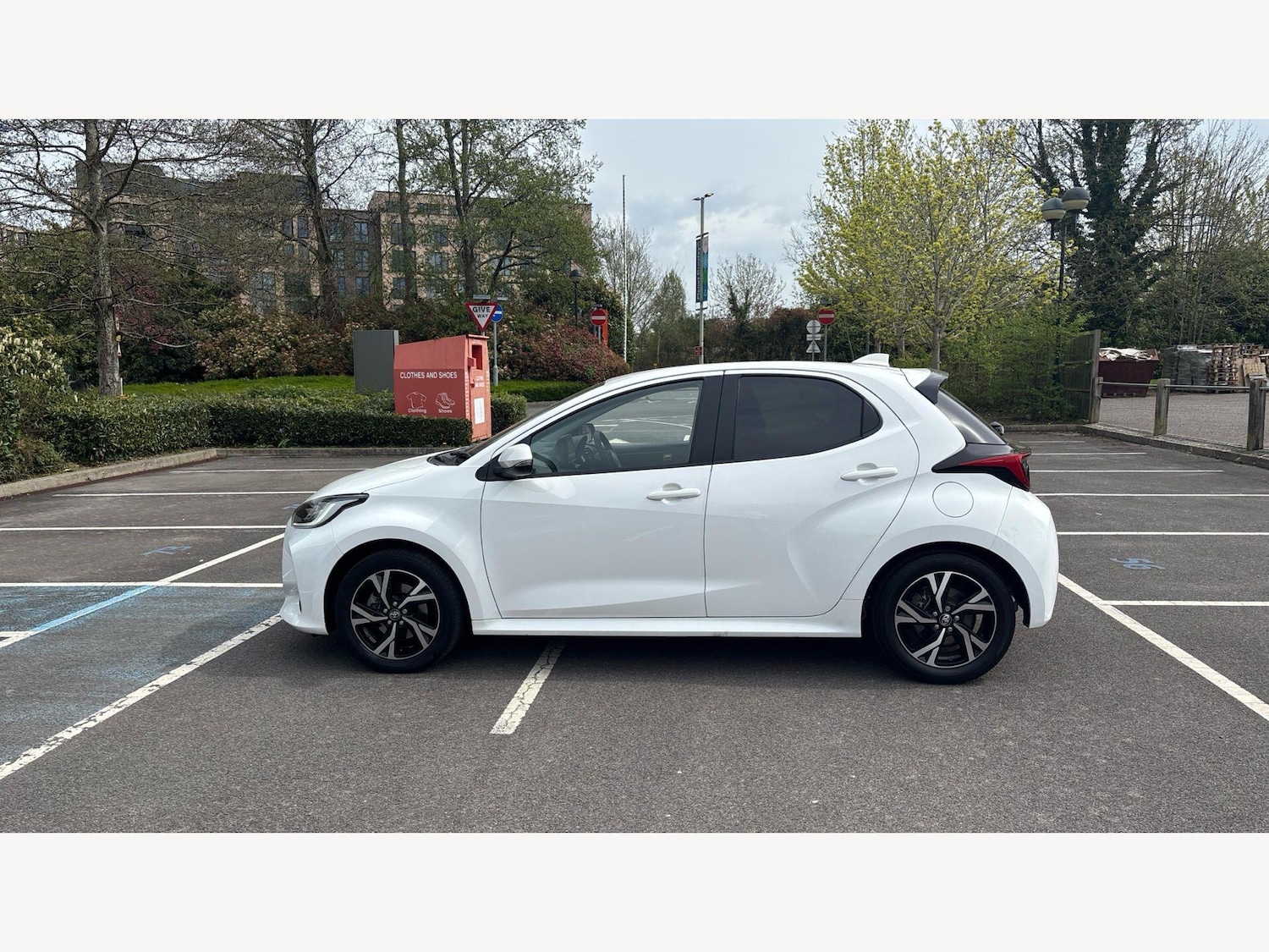 Used Toyota Yaris 2024 for sale - 78204149: Photo 26
