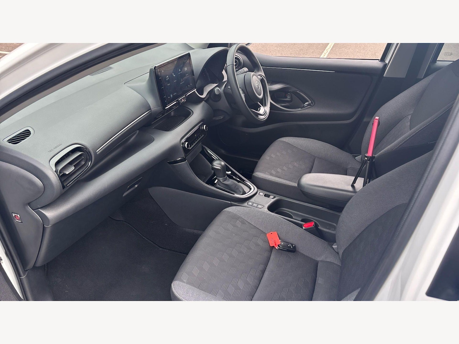 Used Toyota Yaris 2024 for sale - 78204149: Photo 7