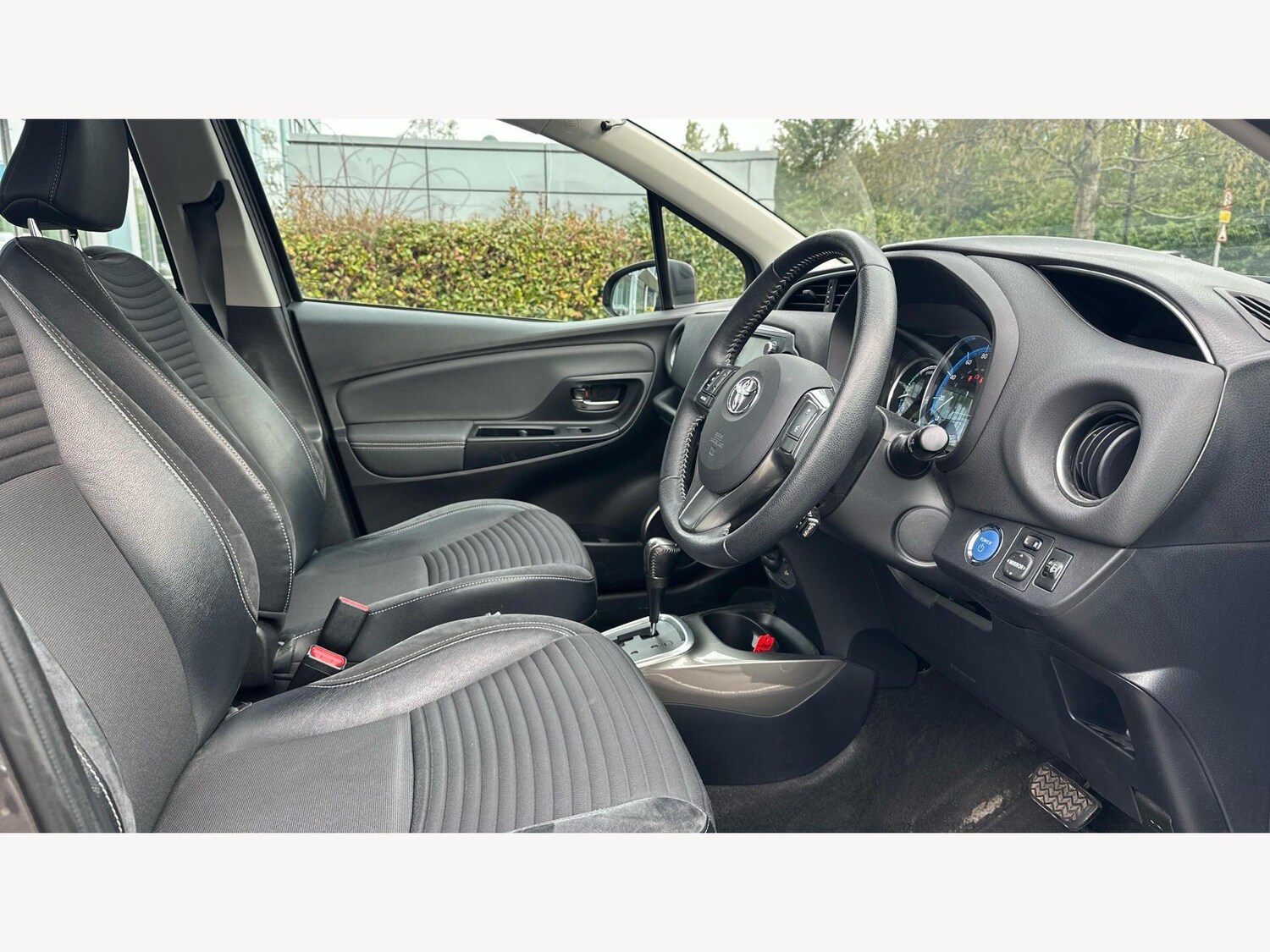 Used Toyota Yaris for sale - 77908721: Photo 13