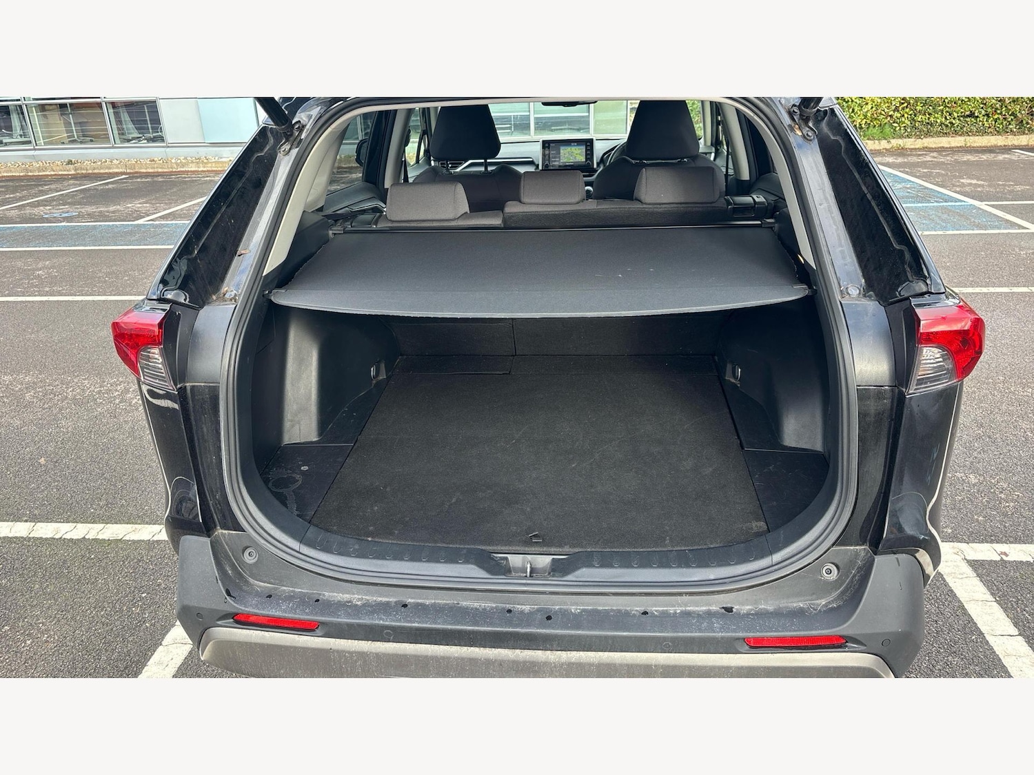 Used Toyota RAV4 2021 for sale - 77411062: Photo 16