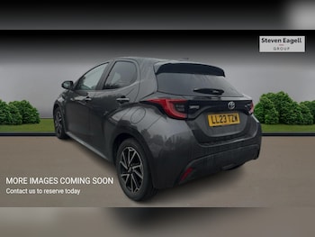 Used Toyota Yaris 2023 for sale - 76094203: Photo 2