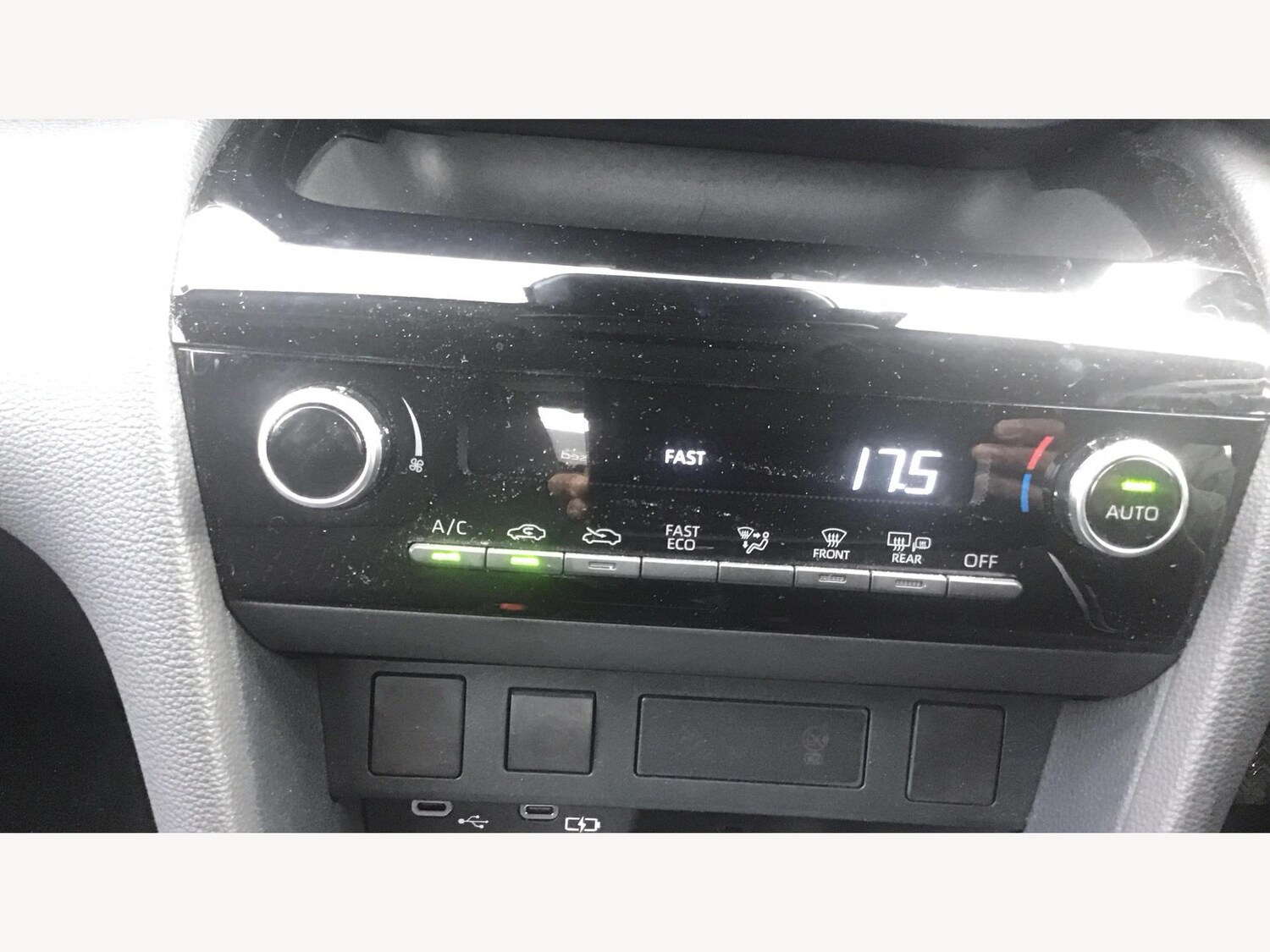 Used Toyota Yaris Cross 2024 for sale - 77190454: Photo 22