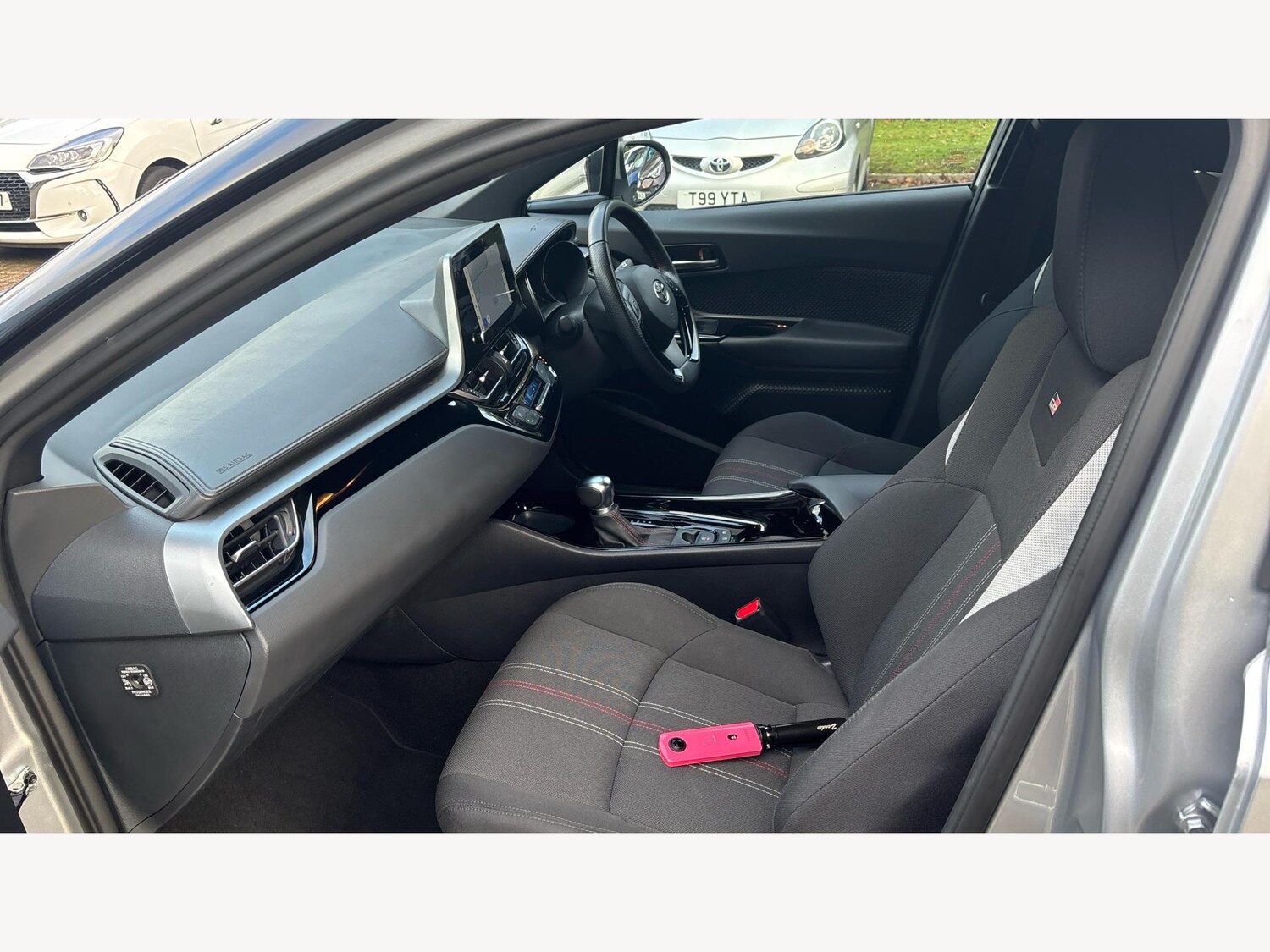 Used Toyota C-HR 2023 for sale - 77191959: Photo 12