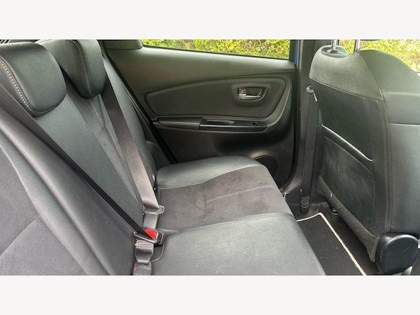 Used Toyota Yaris 2020 for sale - 76122233: Photo 14