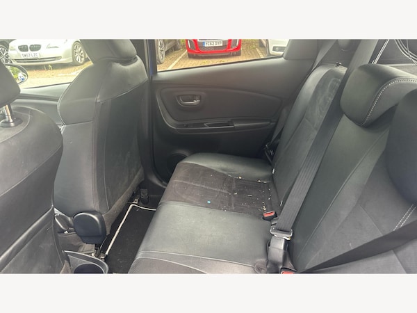 Used Toyota Yaris 2020 for sale - 76122233: Photo 15