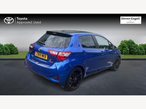 Used Toyota Yaris 2020 for sale - 76122233: Photo 2