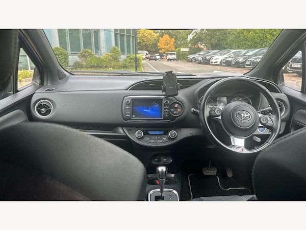 Used Toyota Yaris 2020 for sale - 76122233: Photo 7