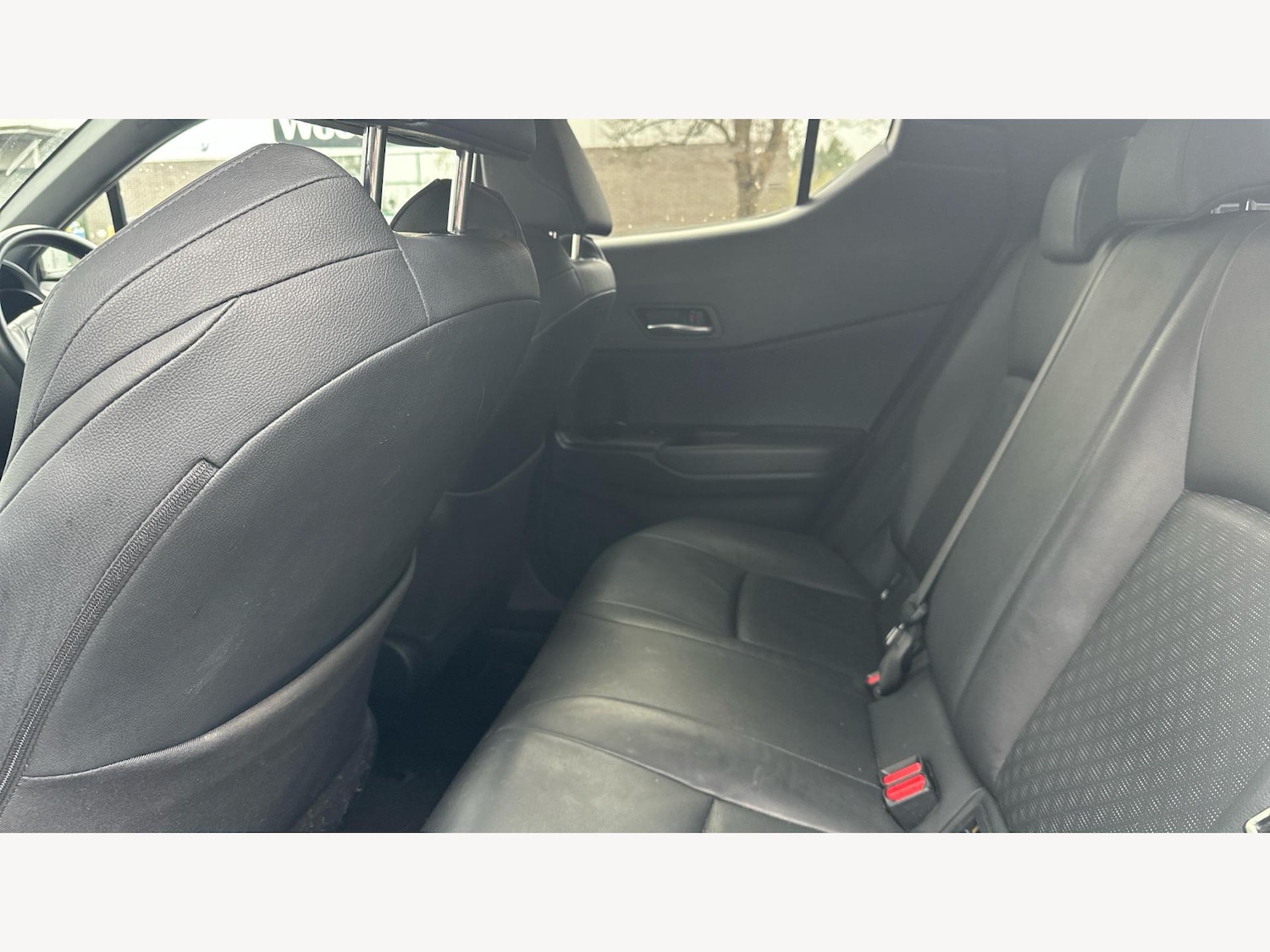 Used Toyota C-HR 2018 for sale - 77315142: Photo 15