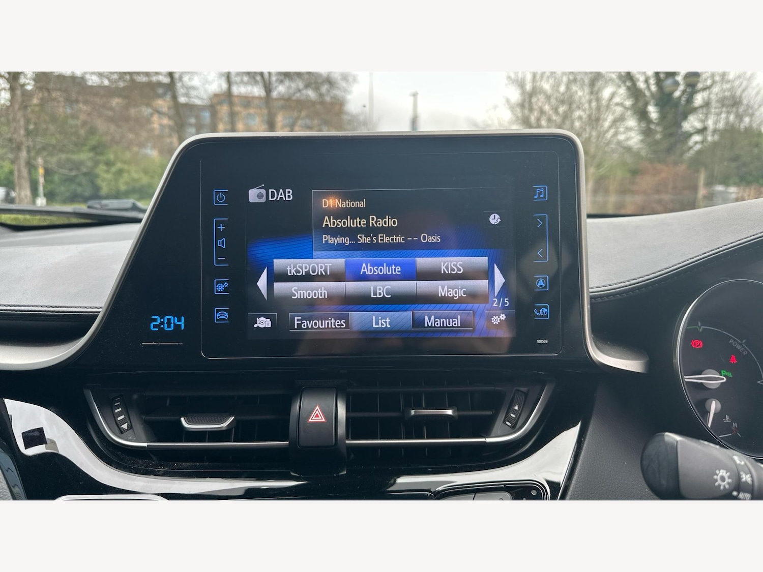 Used Toyota C-HR 2018 for sale - 77315142: Photo 25